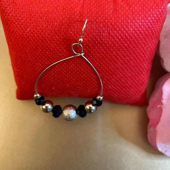 💥Nickel Free Black and Gold Dangle Drop  fashion cute Earrings - Picture 11 of 11